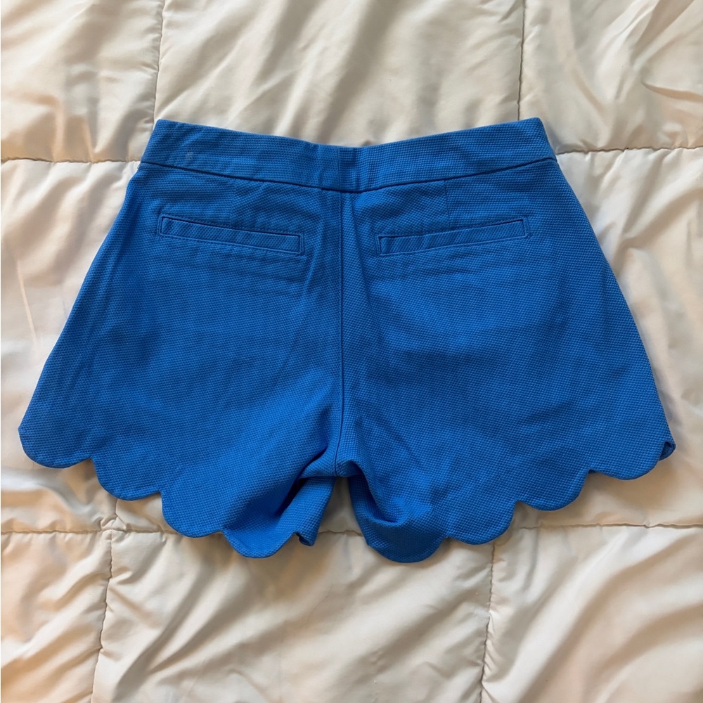 Lilly Pulitzer Blue Scalloped High Waist Shorts - Picture 2 of 3
